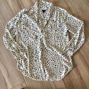 Ann Taylor Women's Petite Animal Print Camp Shirt Blouse Size S